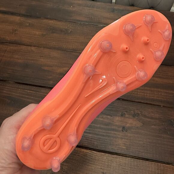 Nike Tiempo Legend 10 Pro AG Soccer Cleats - Picture 7 of 8